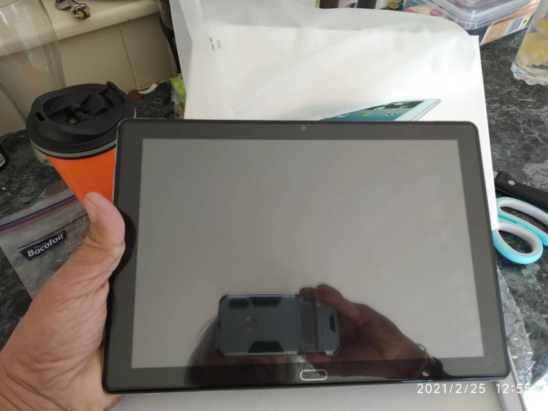 Review of 10 Core CPU 10.6 inch HD 4G Android Tablet Deals 96GB Bundle