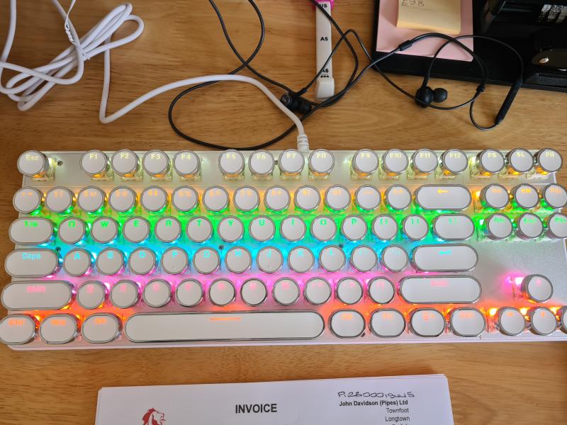 Review of RGB Mechanical Gaming Keyboard Blue Switch Steampunk