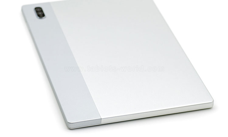 Max10 Android tablet uses frosted metal cover to have durable, beautiful experience
